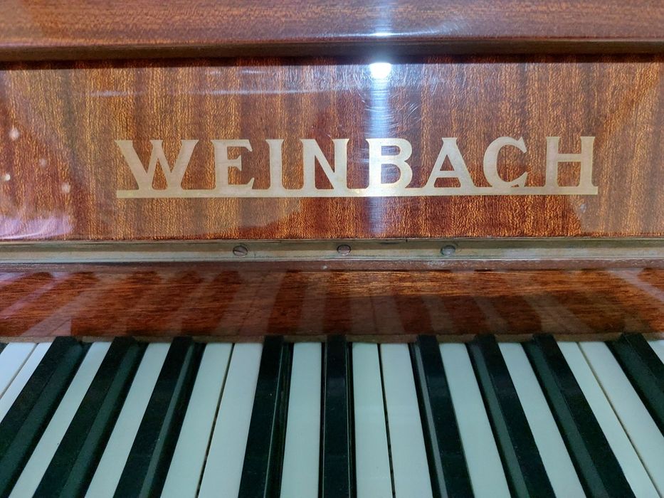Фортепиано Weinbach