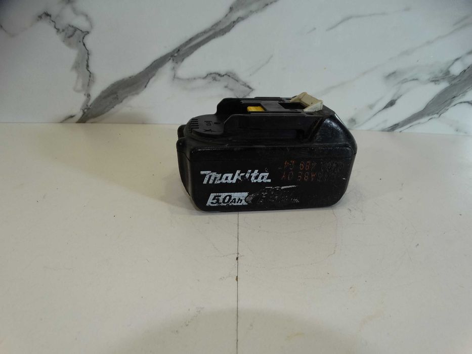 Makita 18 V / 5.0 Ah - Батерия за рециклиране