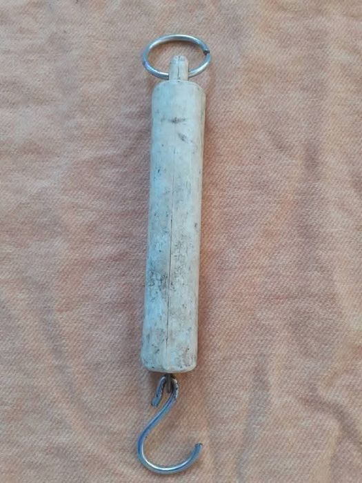 Cântar model vechi.