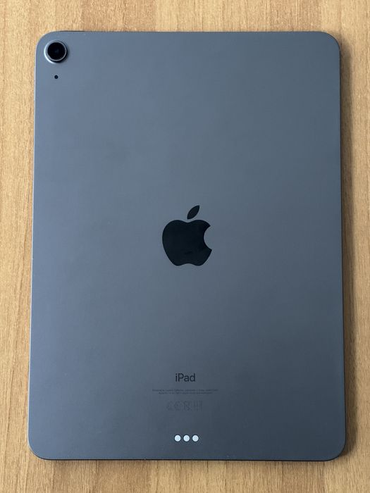 PRET FIX Apple iPad Air 2020 gen.4 64gb cu Bypass, citeste descrierea!