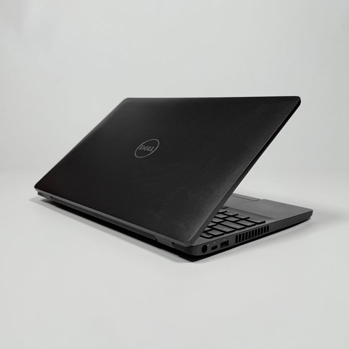 DELL Latitude 5500/15,6” IPS/i5-8365U/8GB DDR4/256GB NVMe/Подсветка