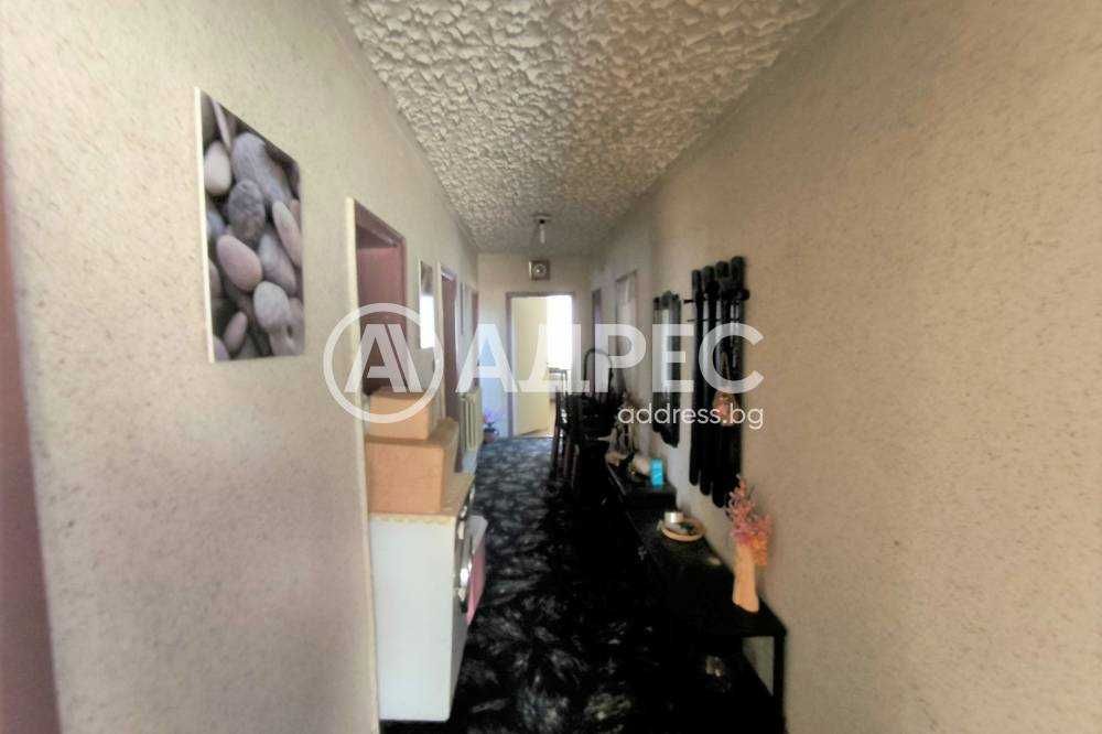 Продава се Тристаен апартамент в Разград, Център - 125 кв.м за 816 €/кв.м - Снимка #7