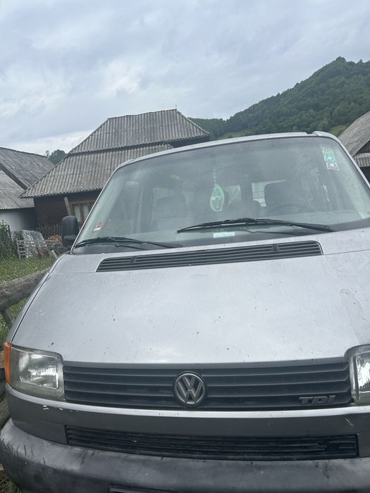 VOLKSWAGEN Transporter