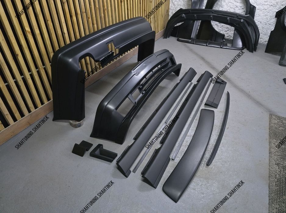 BMW E34 M5 Задний бампер.