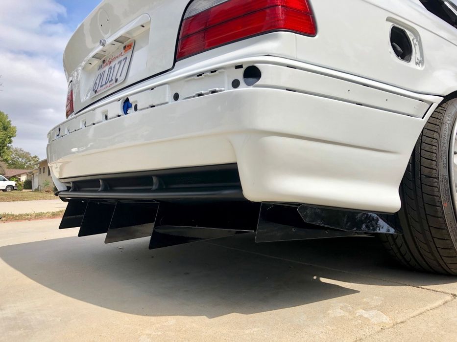 Fancywide BMW. Задний Диффузор на БМВ.