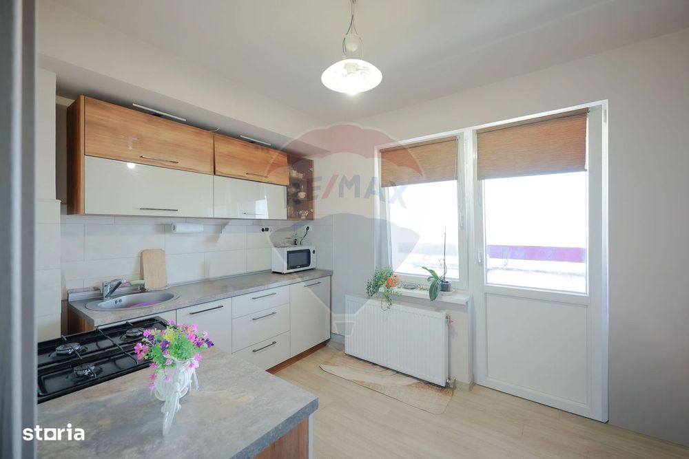De vânzare apartament cu 3+1camere, priveliște frumoasă, Centrul Civic