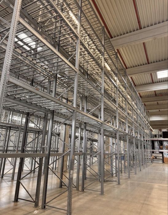 Rafturi metalice profesionale