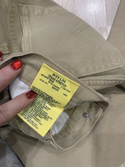 Оригинални мъжки дънки Wrangler размерът е 33