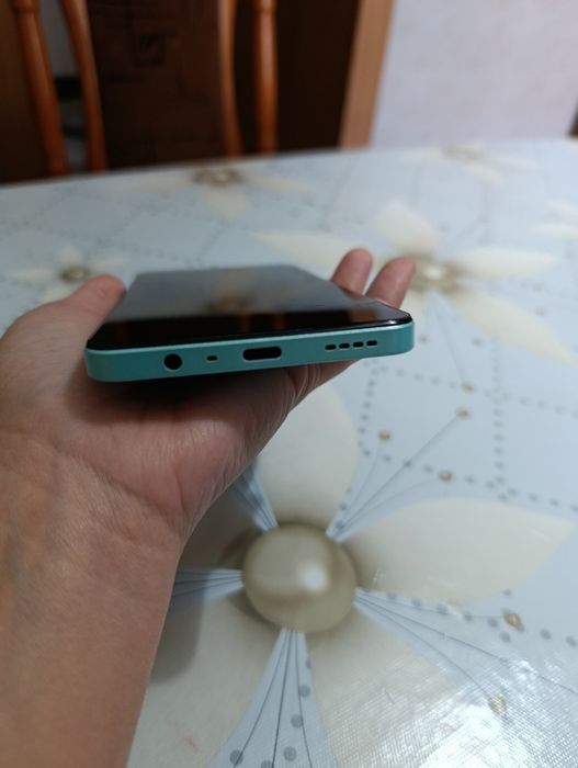 Продам телефон Realme