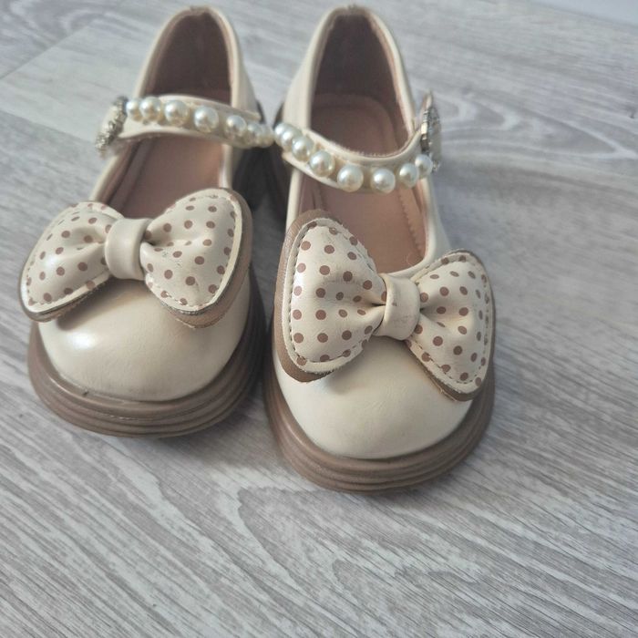 Pantofi fetita cu fundita si perle, marime 27, scoala, gradinita