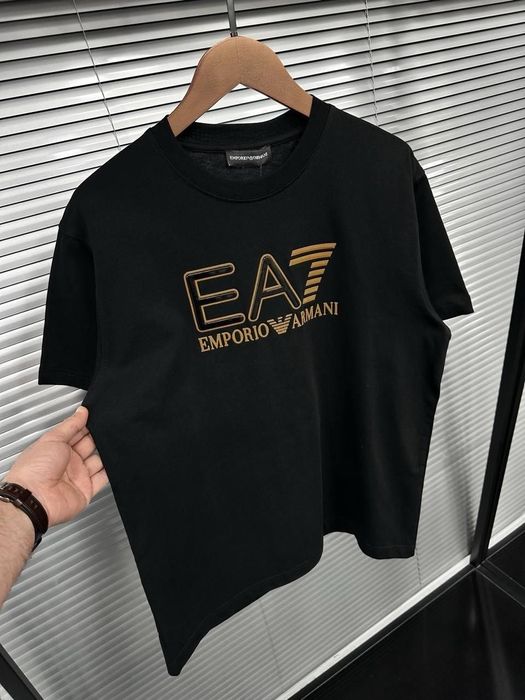 Tricouri pentru bărbați