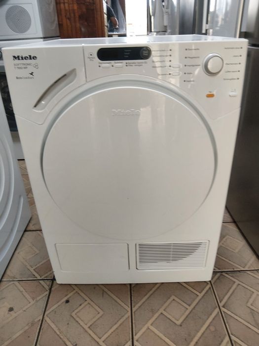 Сушилня с термопомпа Миеле Miele T7950WP  8кг А+++ Made in Germany  с две години гаранция!