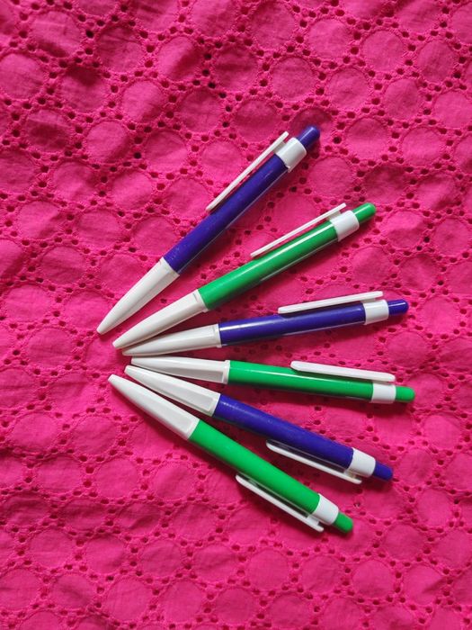 Ручки письменные  20штук