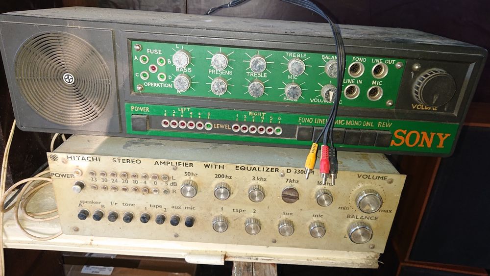 Старо ретро радио Stassfurt rft, усилвател 2броя правени