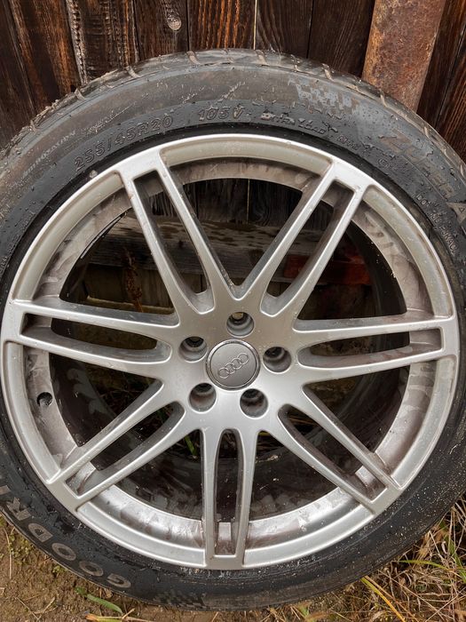 Set jante de aliaj originale Audi Q5+anvelope