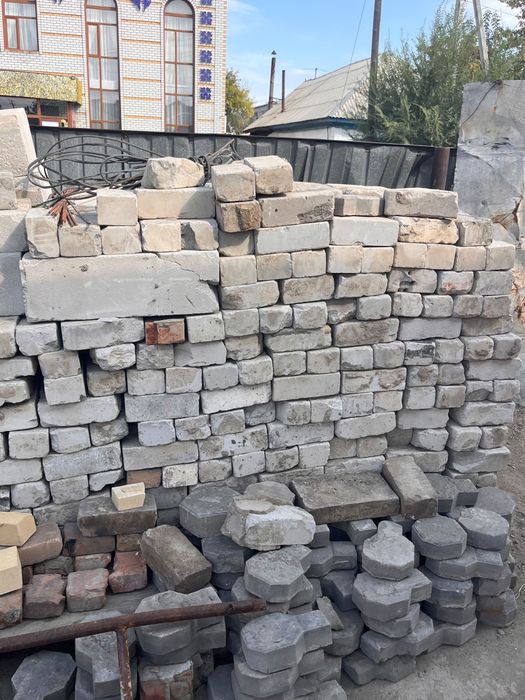 Кирпичи Семей 100 тг