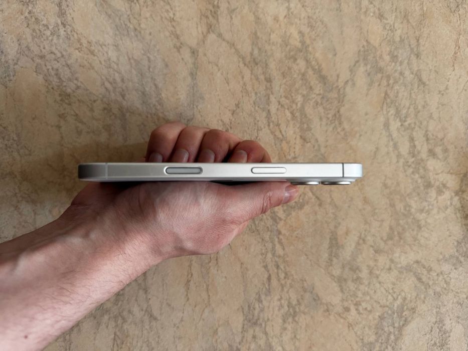 Iphone 17 256 gb срочно!