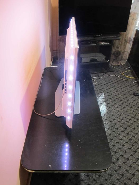 Televizor Led Smart Android PHILIPS 101cm model 40PFK6580/12