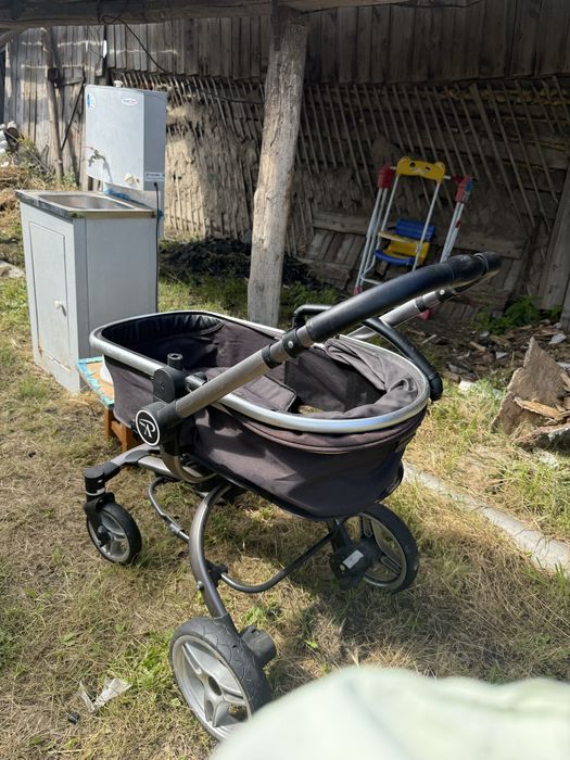 Продам детскую коляску