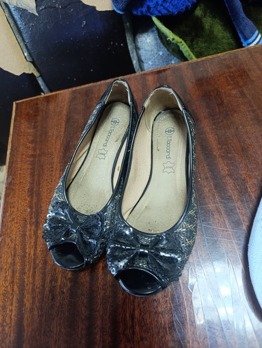 Отдам обувь бесплатно