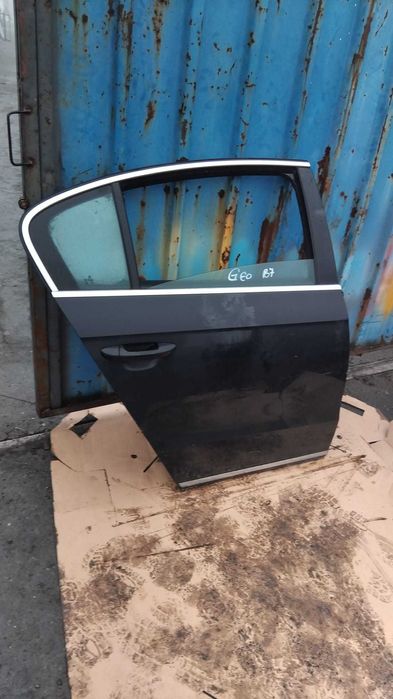 Usa dreapta spate Volkswagen Passat B7 an 2010 berlina