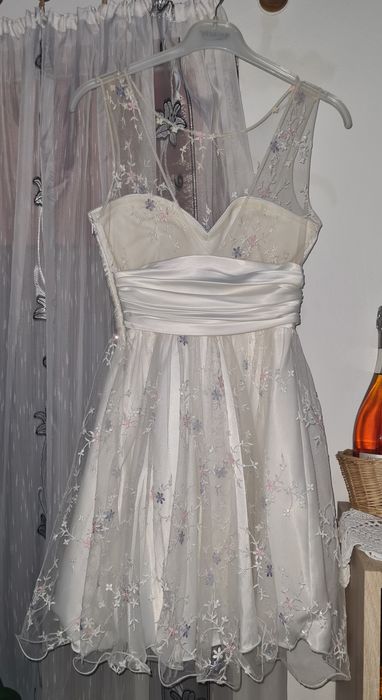 Rochita alba  eleganta