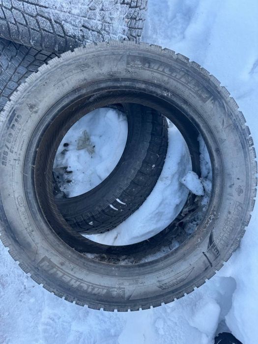 Продам  мишлен резину R19