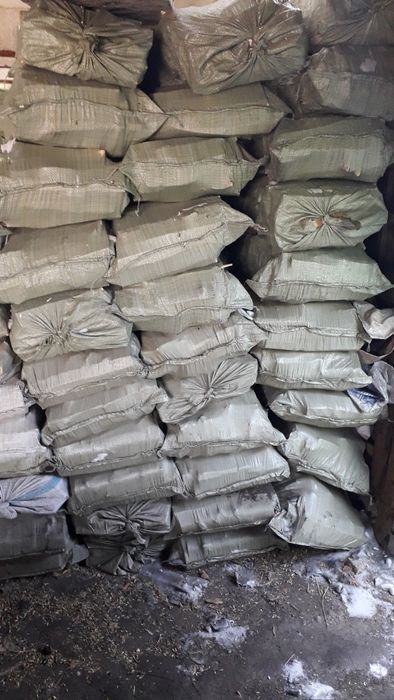 Уголь и дрова вмешках