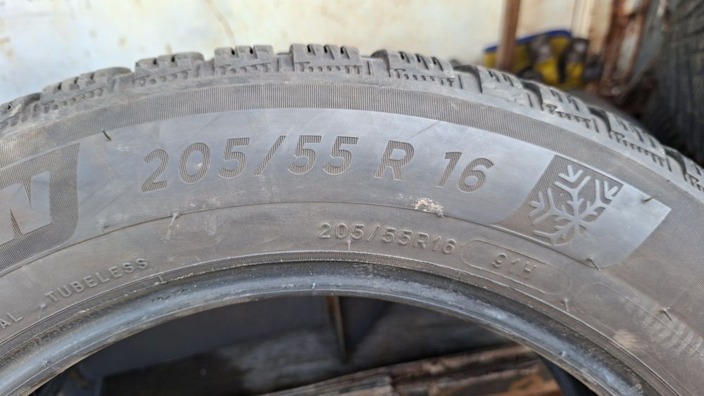 Зимни гуми 205 55 16 Michelin