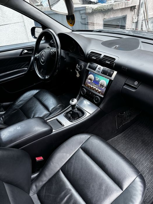 Mercedes C 200 kompressor 1.8 benzina, avangard pachet sport