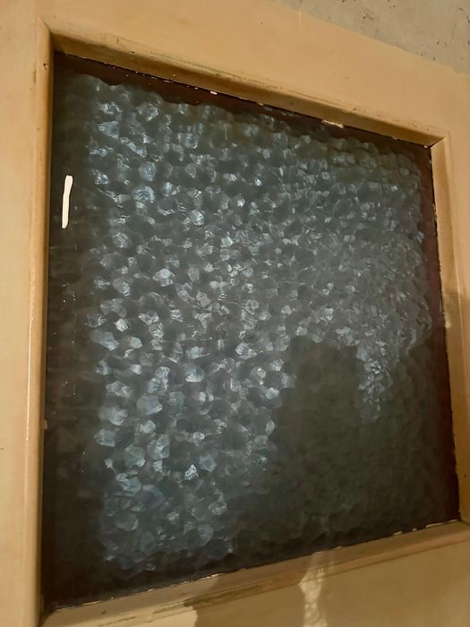 Дървени врати 2 броя - 195х73.5см. и 190х75см.