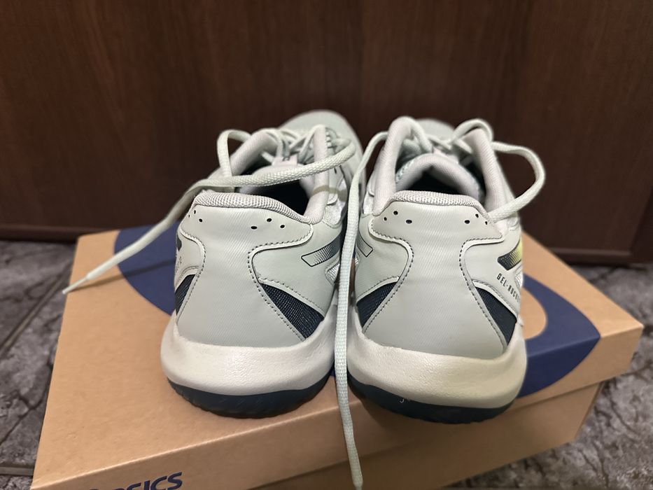 ASICS Gel Rocket 12