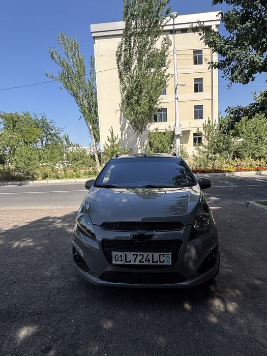 Spark avtomat sotiladi narda grey