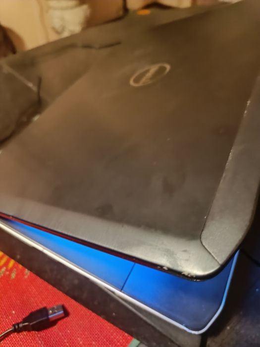 4-ядрен лаптоп DELL latitude E5430