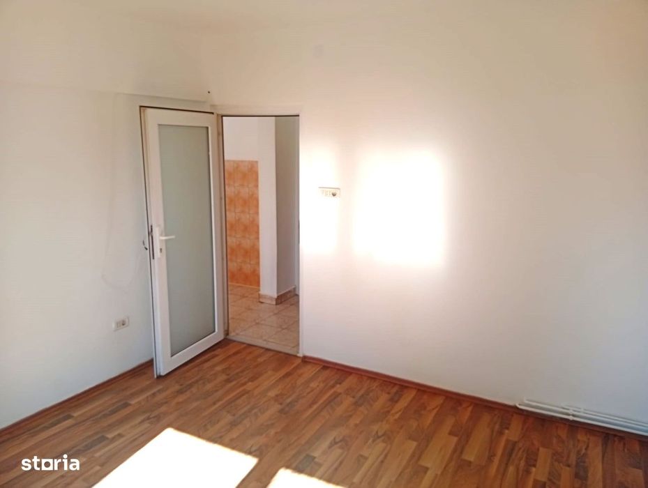 Apartament 1 camera de vanzare in zona Micalaca/Miorita