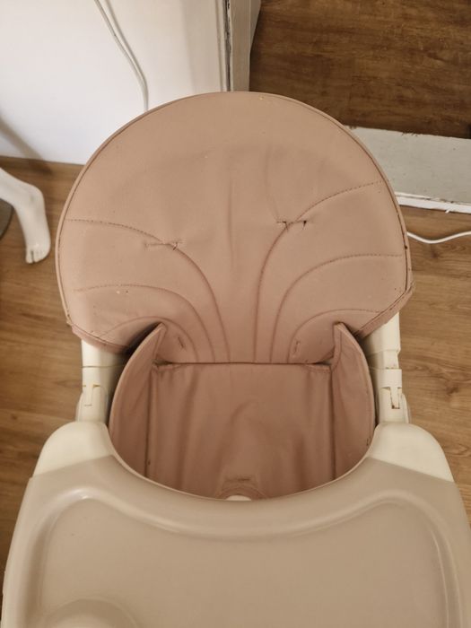 Vand scaun de masa bebe
