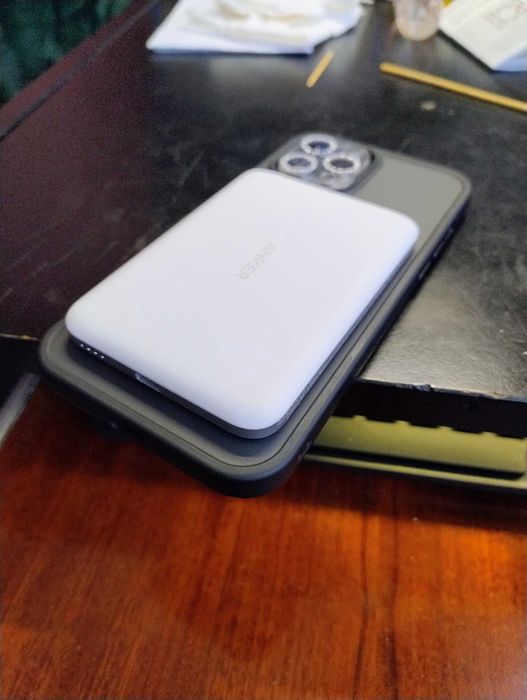 vand IPhone 12 pro max