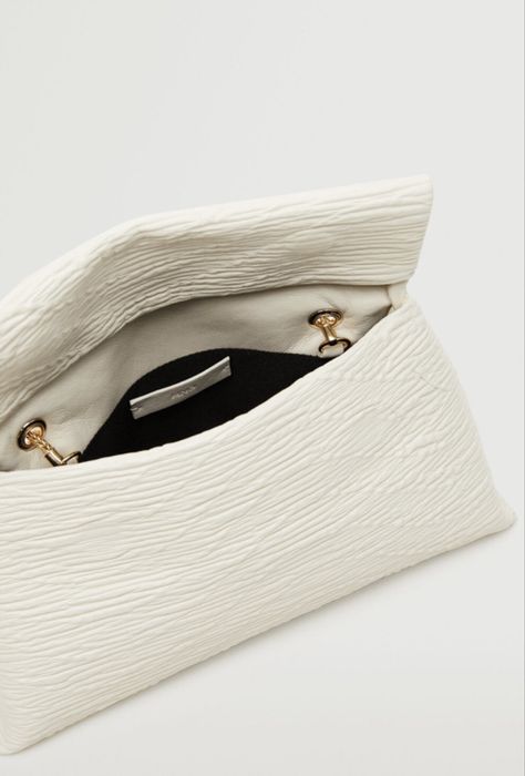 Чанта тип клъч- MANGO