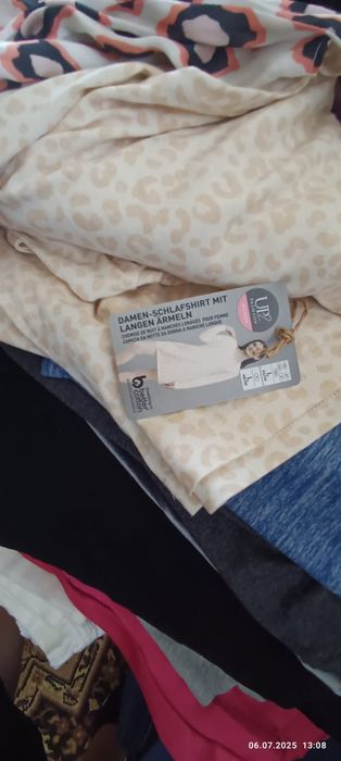 Loturi haine calitate superioara cu eticheta