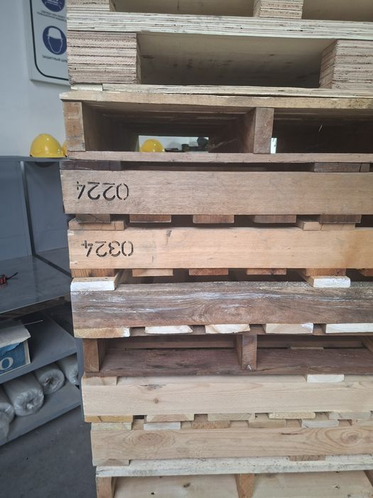 Продаю поддоны и ящики деревянные