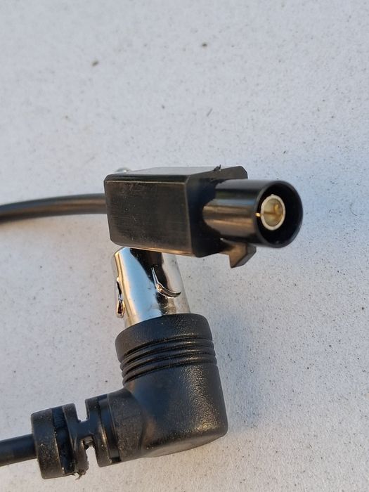 Adaptor antenă radio 39 lei
