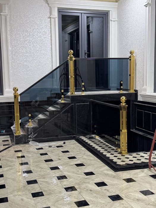 Перила из Нержавейка установем качествынный.