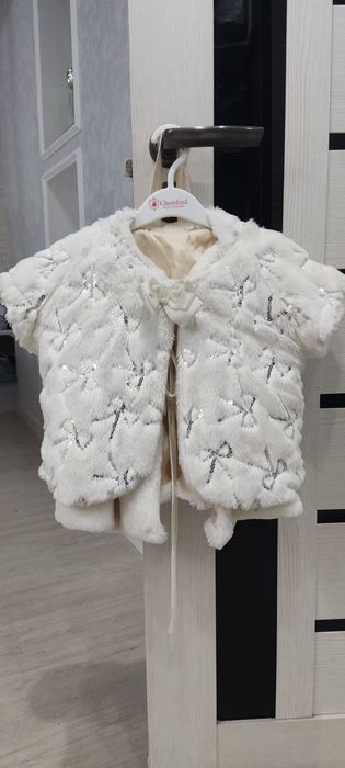 Продам детское накетка на 3/5 лет