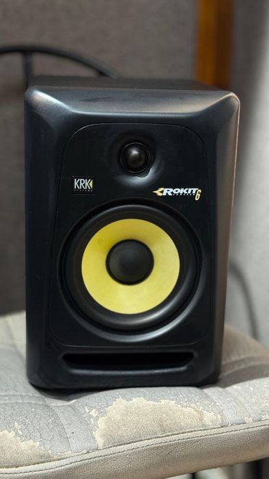 Студийные мониторы, колонка KRK Rokit 6 limited