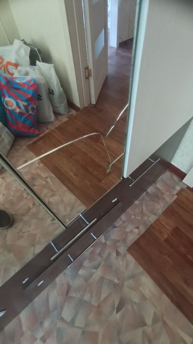Шкаф для одежды четырёхдверчатый