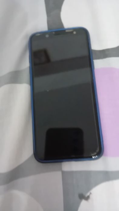 Vând telefon samsung a18 an 2018