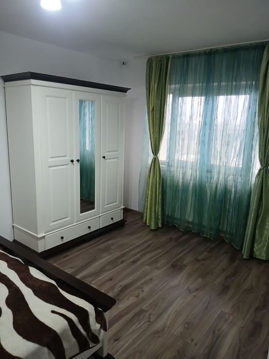 Apartament cu 2 camere de închiriatt