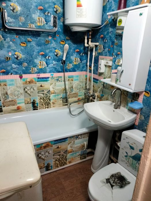 Продаю 2хкомнатную мкр 12