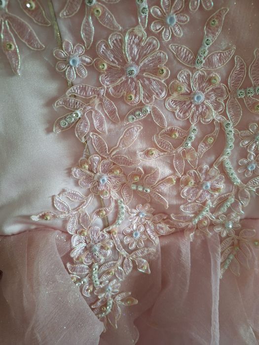 Продам платье на девочку