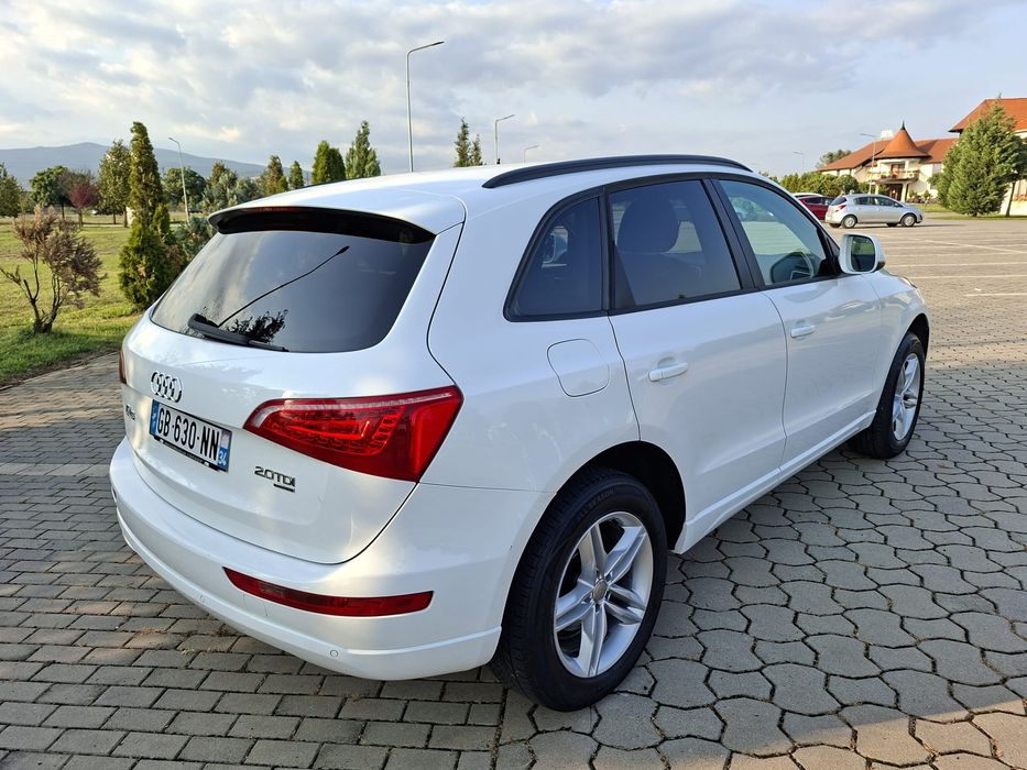 Audi Q5 2.0tdi 4x4 6 viteze manual